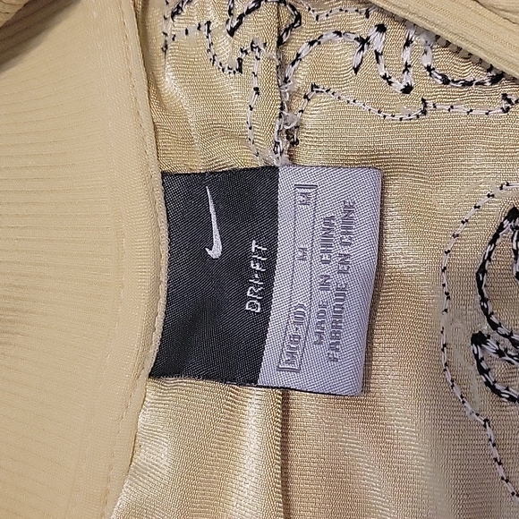 Nike dri fit jacket - Picture 2 of 3